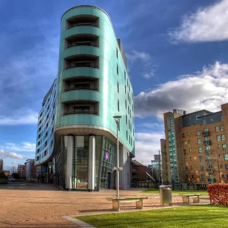 Quay Leeds Apartment