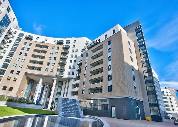 Quay Leeds (West Yorkshire)