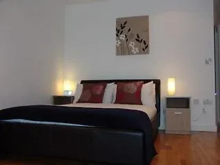 Quay Apartment Leeds (West Yorkshire)